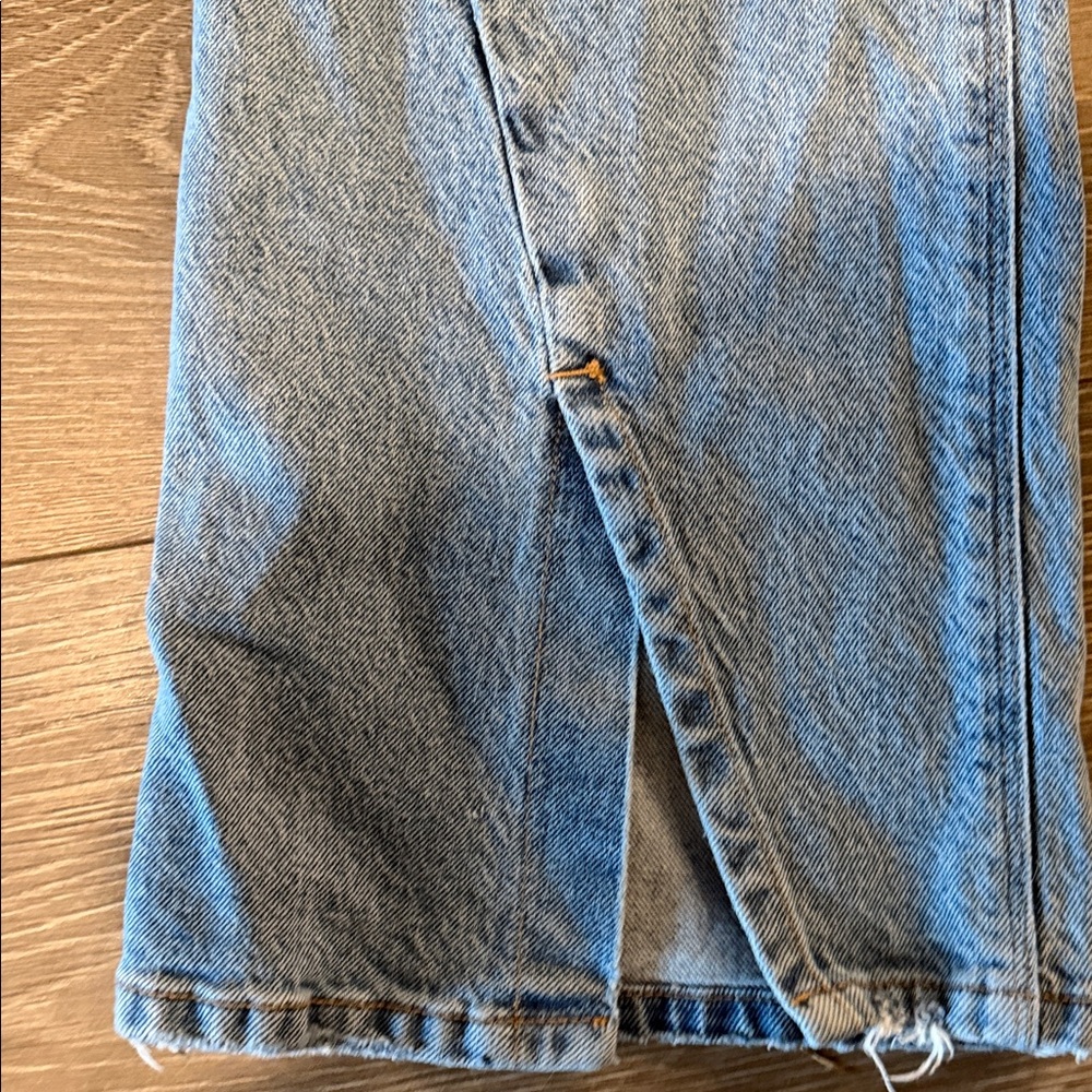 American Eagle Curvy 90s Bootcut Light Blue Flared Open Ankle Jeans - Picture 7 of 11